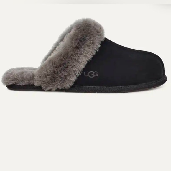UGG Women's Black Scuffette II Slippers with Plush Gray Trim Size 8 - Picture 1 of 11